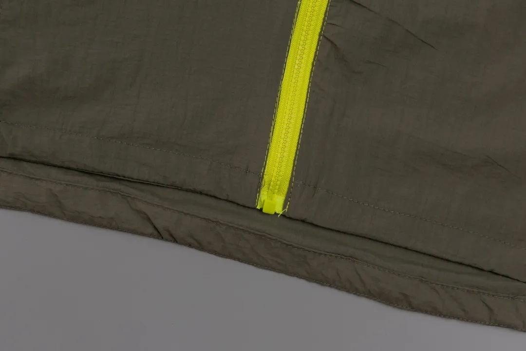 ➕5 Arcteryx/ Squamish Hoody Breathable Squamish Hoody UPF 50.UVA （ ） ！ ： Storm Hood 、No Slip Zip 、 ， ， 。